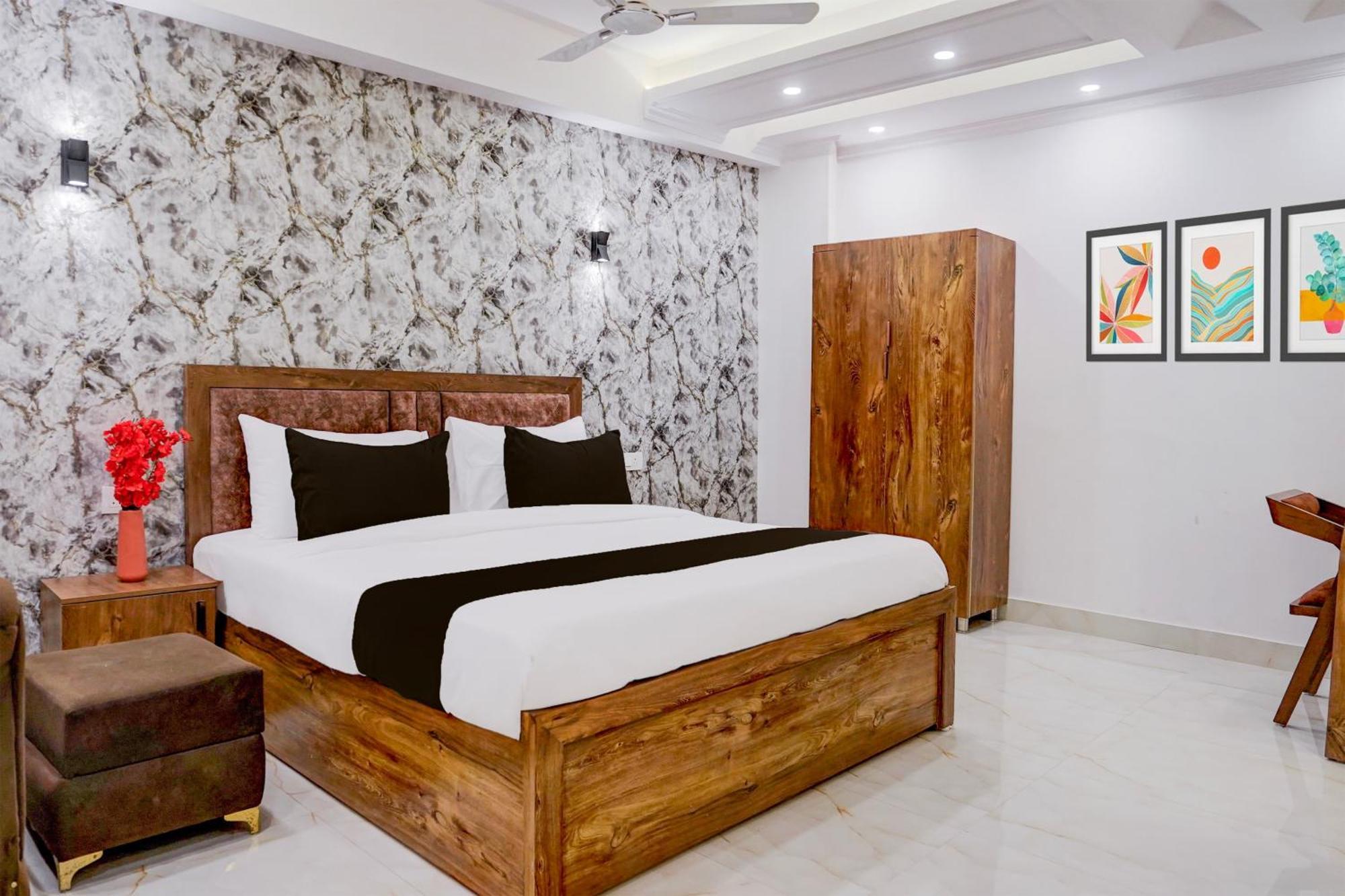 Townhouse Hotel Grand Emporio By Sbg Near Vaishali Metro Station Ghaziabad Luaran gambar