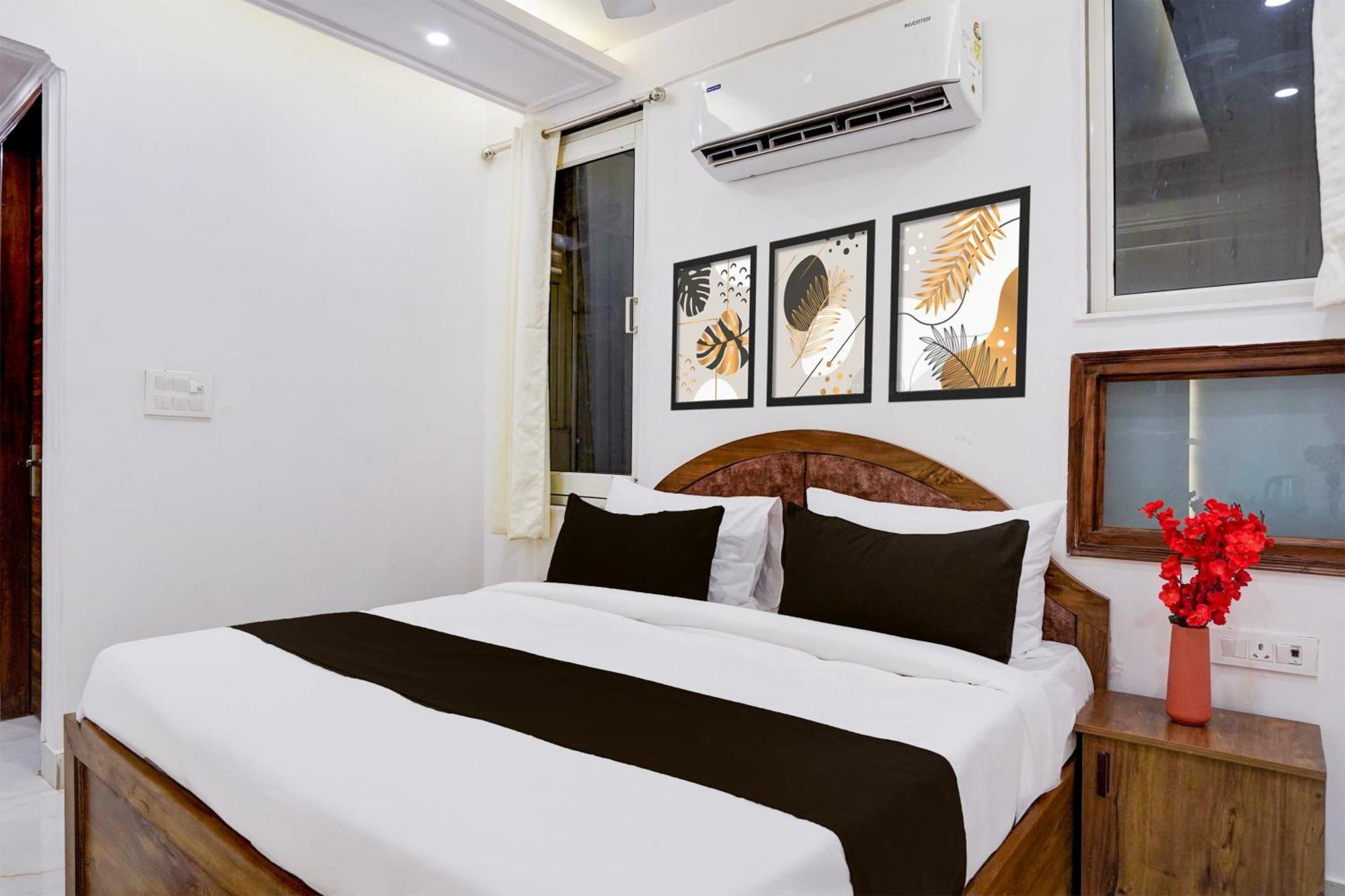 Townhouse Hotel Grand Emporio By Sbg Near Vaishali Metro Station Ghaziabad Luaran gambar